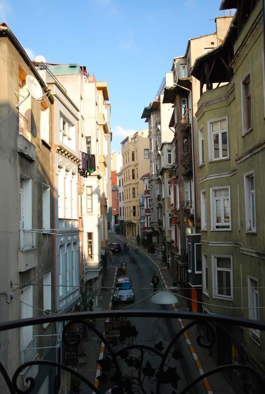 Jumba Hostel Istanbul Exteriör bild